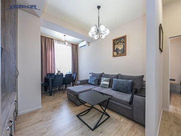 Բնակարաններ Կոդ` 5+319790