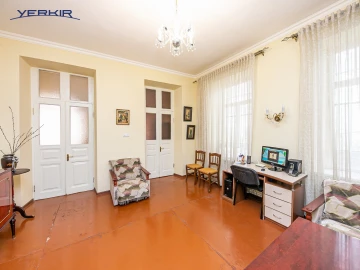 Houses Code: 7+518112