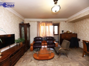 Բնակարաններ Կոդ` 10+312272