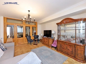 Բնակարաններ Կոդ` 5+316392