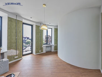 Apartments Code: 9+219175