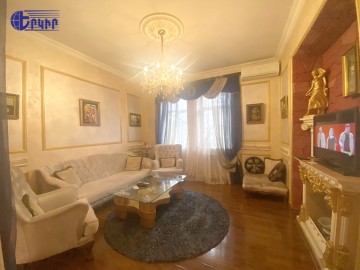 Բնակարաններ Կոդ` 5+20896