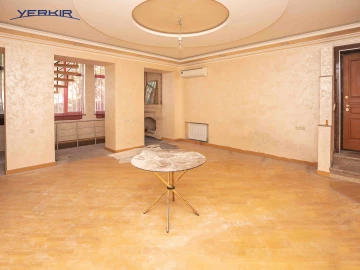 Apartments Code: 5+219467