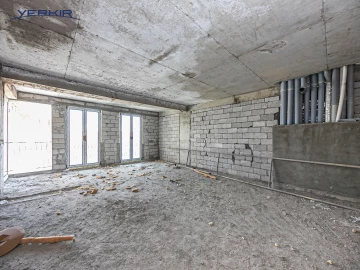 Apartments Code: 10+819882