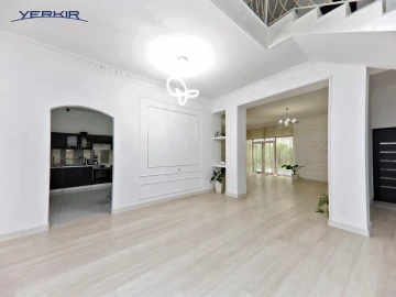 Houses Code: 8+50651