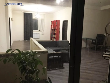 Առանձնատներ Կոդ` 5+50093