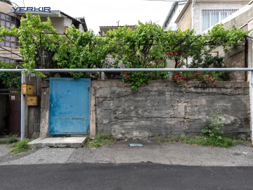 Houses Code: 7+518112