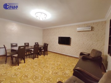 Բնակարաններ Կոդ` 3+401741