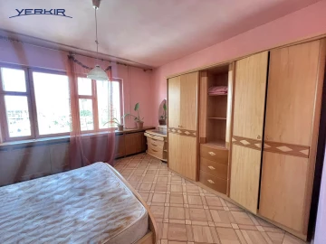 Բնակարաններ Կոդ` 4+213394