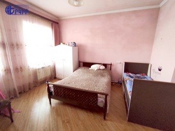 Առանձնատներ Կոդ` 5+50618