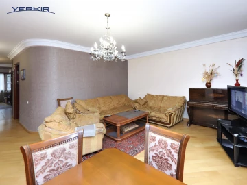 Apartments Code: 8+310572