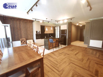 Apartments Code: 5+303286