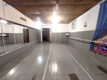 Commercial properties Code: 3+706005