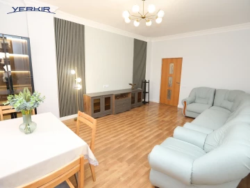 Apartments Code: 9+419769