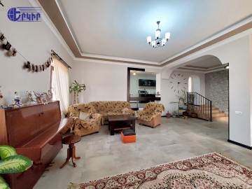 Houses Code: 10+514545