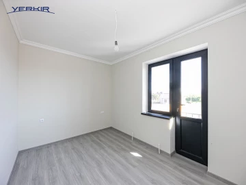 Houses Code: 10+517935