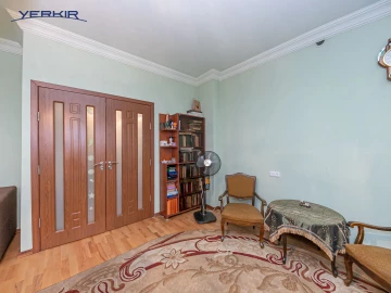 Բնակարաններ Կոդ` 2+3584504