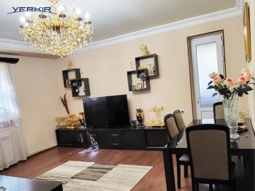 Բնակարաններ Կոդ` 10+2128646