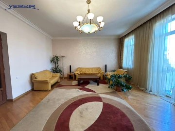 Բնակարաններ Կոդ` 5+317516