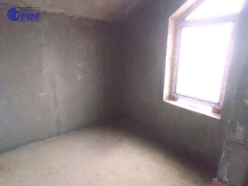 Houses Code: 3+504201