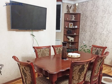 Բնակարաններ Կոդ` 3+3282518