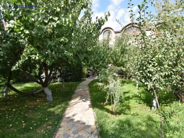 Houses Code: 5+517328