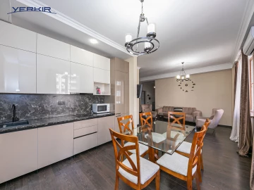 Բնակարաններ Կոդ` 9+319901