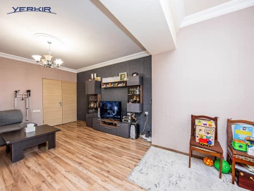 Բնակարաններ Կոդ` 5+314882