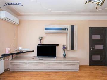 Բնակարաններ Կոդ` 9+218025