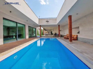 Houses Code: 3+510608