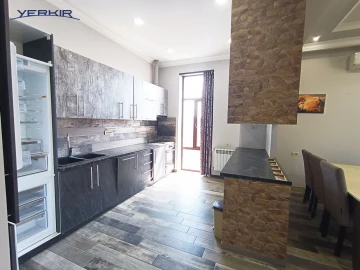 Բնակարաններ Կոդ` 9+318217