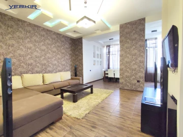 Apartments Code: 4+30421