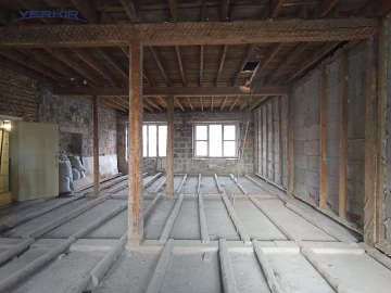 Apartments Code: 9+313729