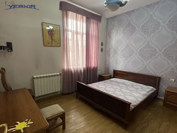 Apartments Code: 4+216272