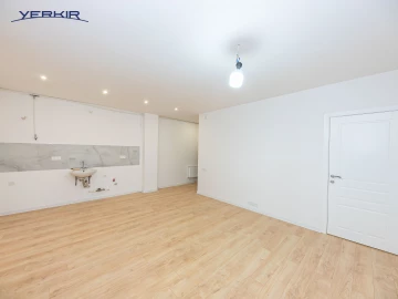 Բնակարաններ Կոդ` 1+121280