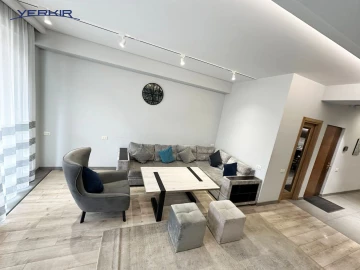 Apartments Code: 9+217432