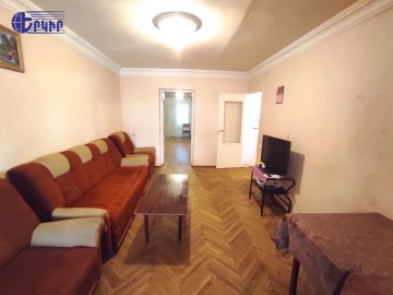 Apartments Code: 5+303230