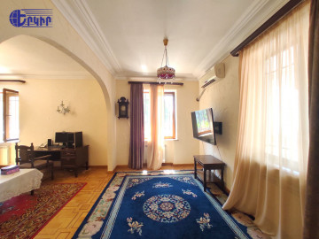 Houses Code: 3+504151