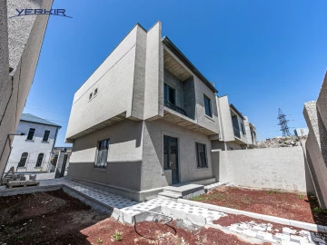 Houses Code: 3+517444