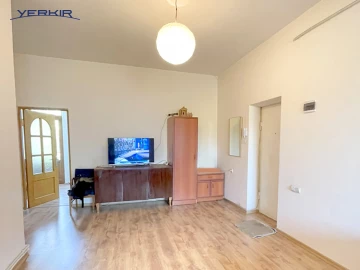 Բնակարաններ Կոդ` 3+206223