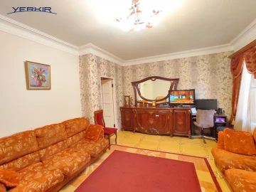 Apartments Code: 10+309971