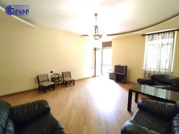 Apartments Code: 5+22194