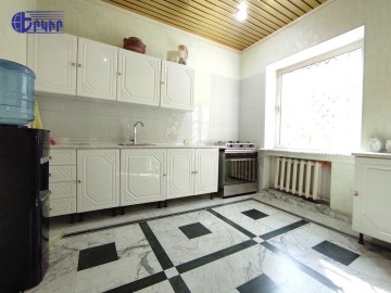 Առանձնատներ Կոդ` 4+50282