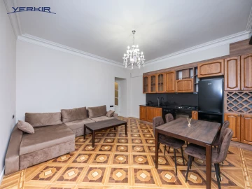 Apartments Code: 5+321623