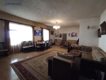 Houses Code: 8+515593