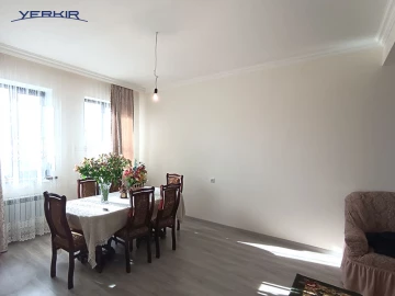 Houses Code: 9+508940