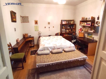 Առանձնատներ Կոդ` 4+506132