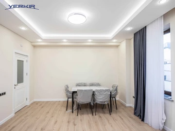 Առանձնատներ Կոդ` 9+514170