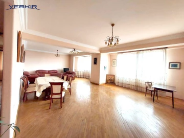 Բնակարաններ Կոդ` 2+405448