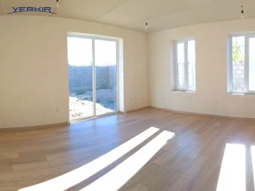 Առանձնատներ Կոդ` 10+510664